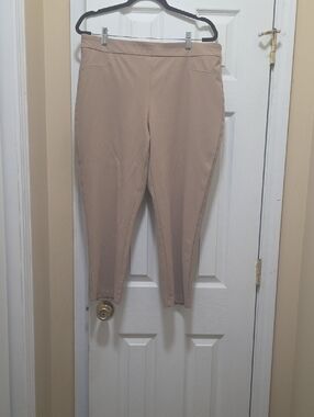 Wonderly Slim Ankle Pants in Taupe